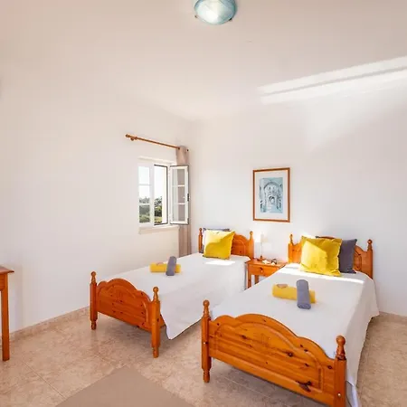 Sunrise - Com Piscina Privada E Bbq Em カルヴォエイロ
