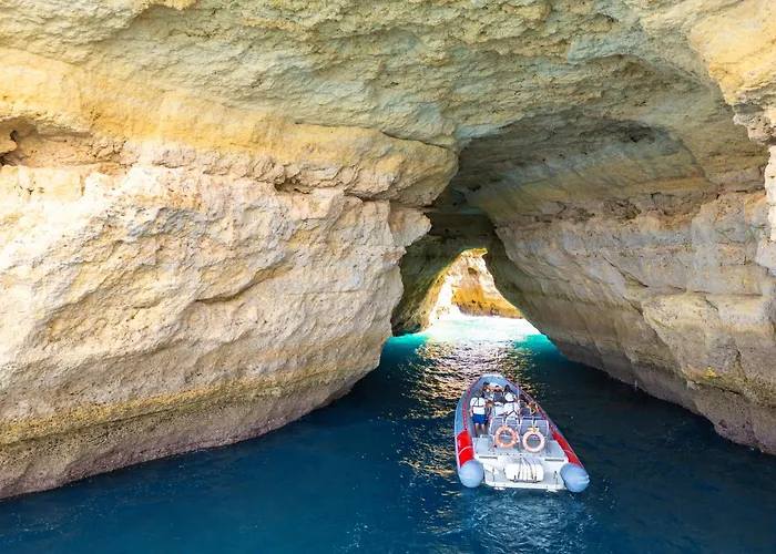 Villa Sunrise By Algarve Vacation Carvoeiro (Lagoa)